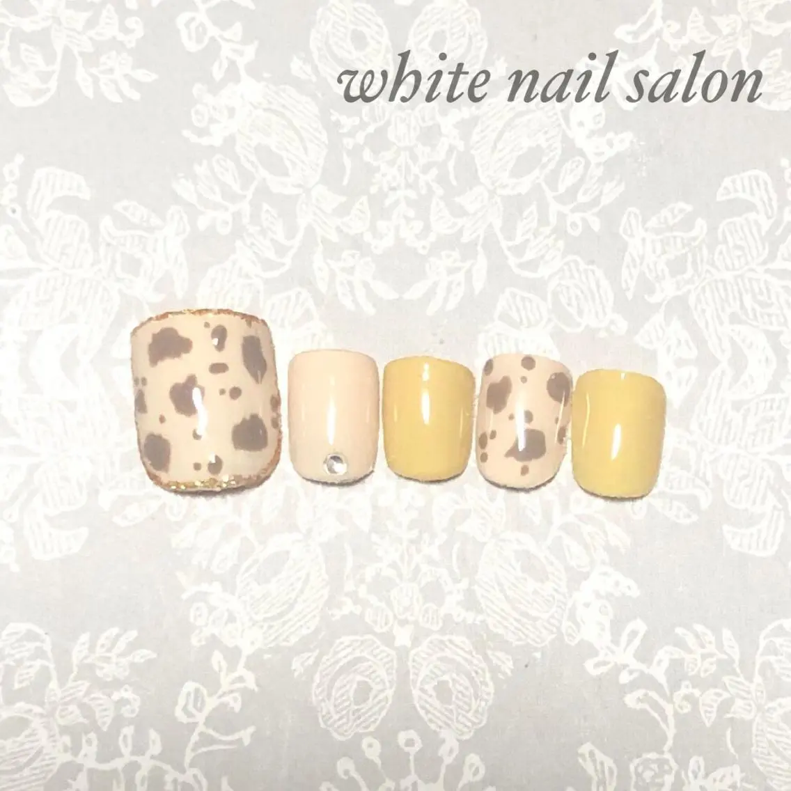 ネイル アートネイル フットネイル フレンチネイル ジェルネイル ハードジェル フットネイル white nail salonのネイルデザイン
