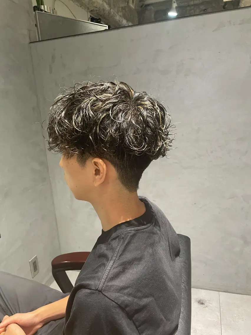 ショート パーマ カット ヘアカラー パーマ 🔱メンズパーマ特化 🔱山下和輝のヘアスタイル