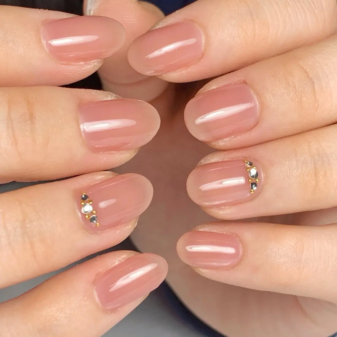 ネイル ワンカラーネイル ストーンネイル ko.ko.nail miyukiのネイルデザイン