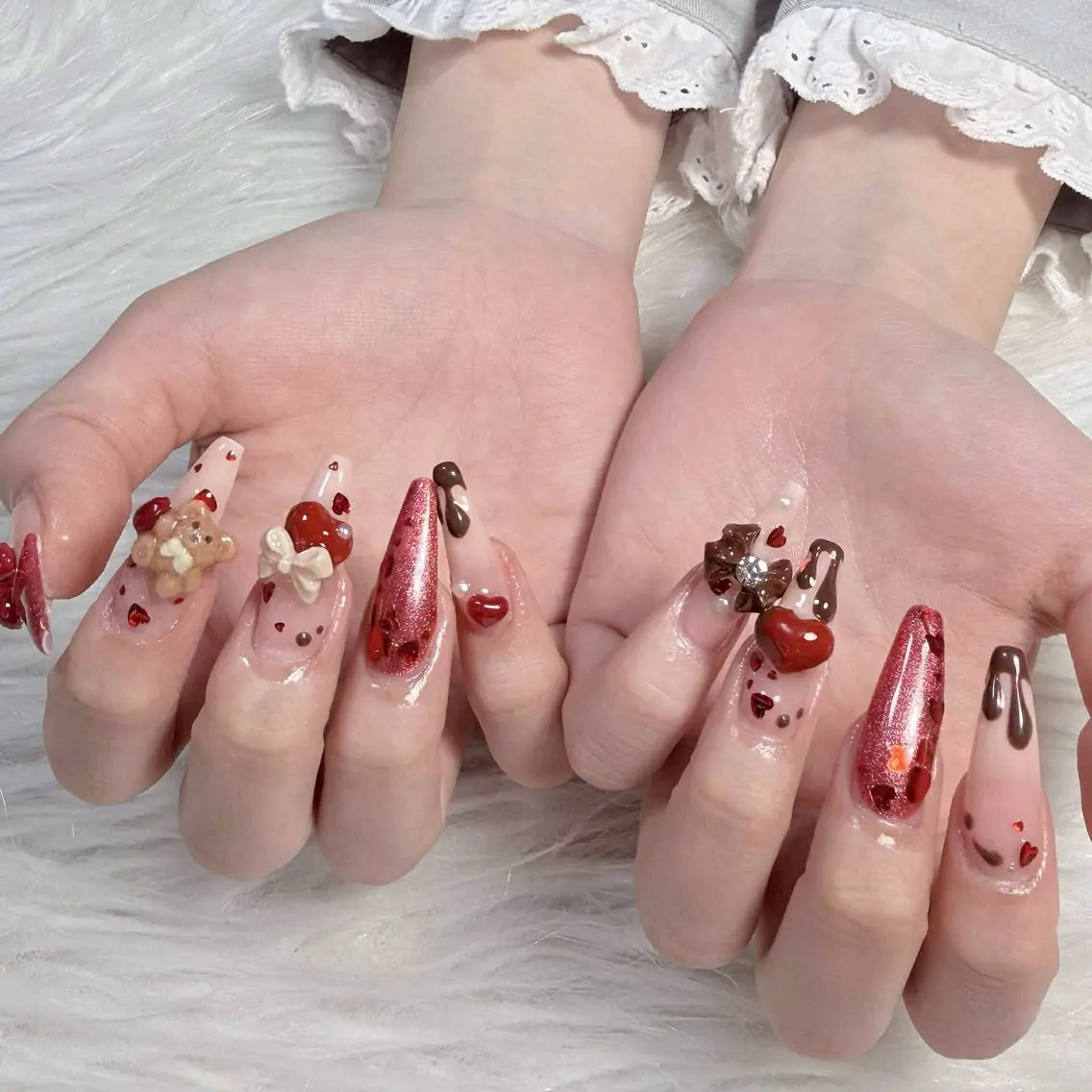 ネイル オーロラネイル クリアネイル 成人式 フラッシュネイル ジェルネイル ハンドネイル Amee Nail Salonのネイルデザイン