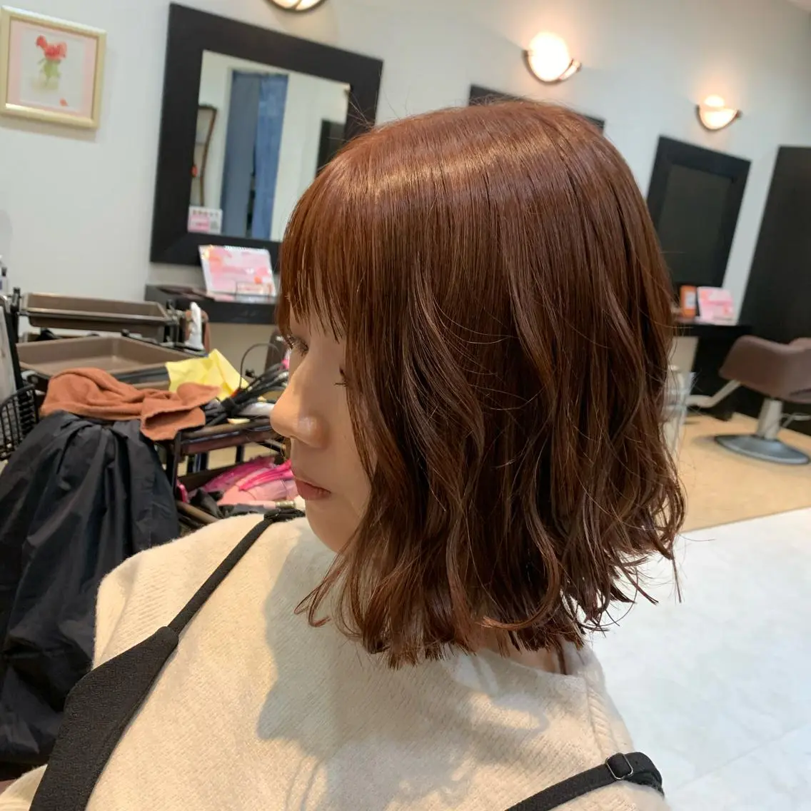 ミディアム 保井 実奈美のヘアスタイル