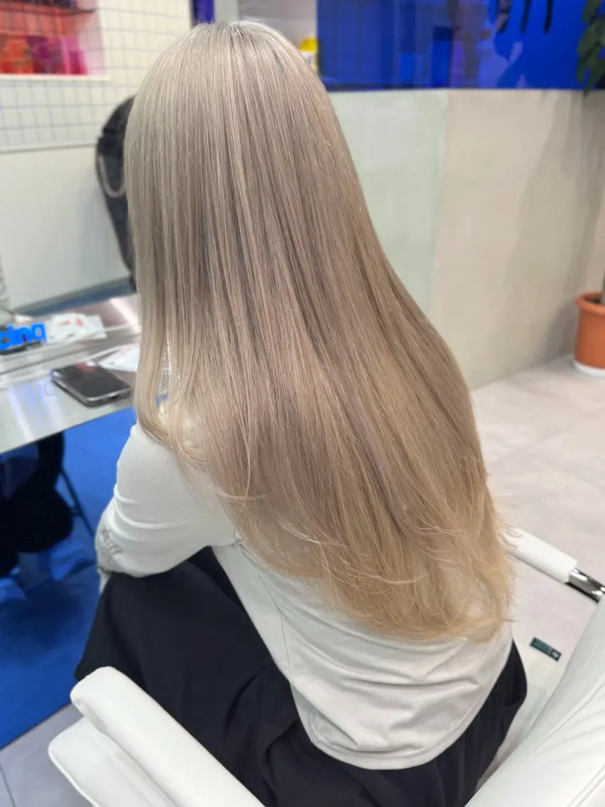 ロング ヘアカラー カット無料酒井 竜也のヘアスタイル