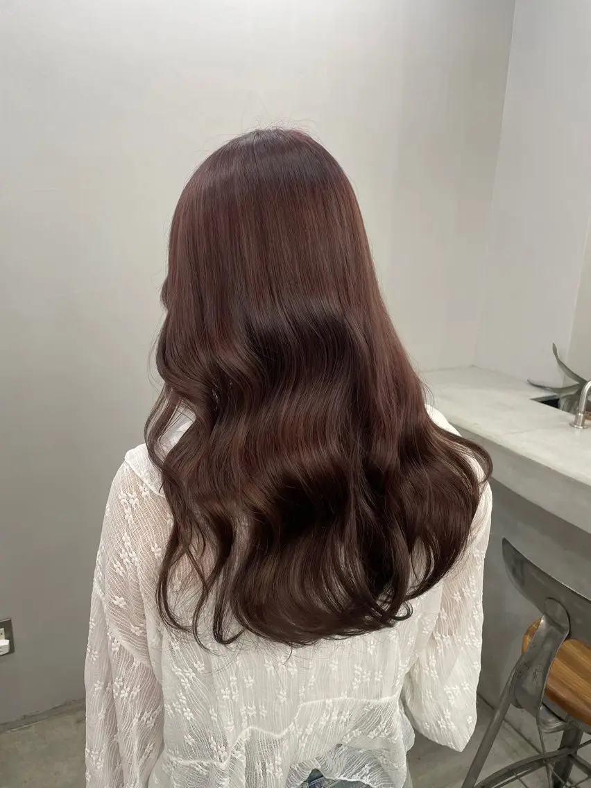 セミロング カラー カット ヘアカラー トリートメント 新宿/透明感カラー/ 髪質改善/桜良のヘアスタイル