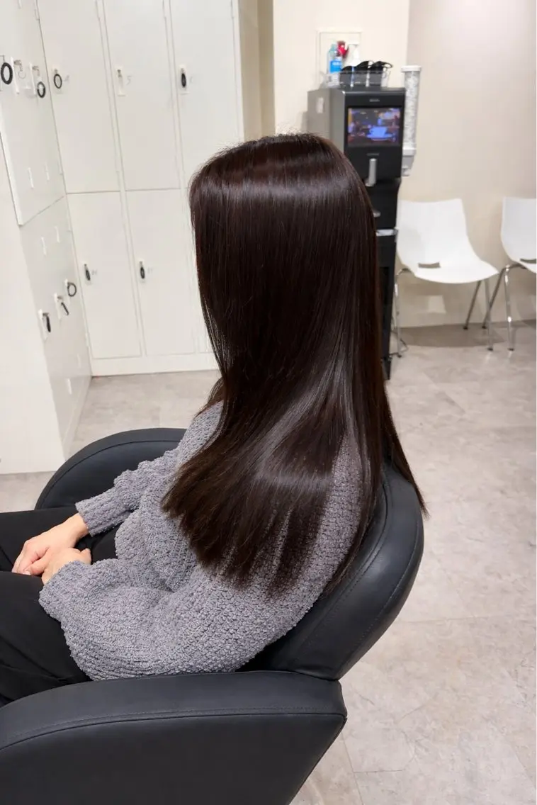 ロング カット ヘアカラー トリートメント 🫧とぅるん艶髪🫧 透明感カラー×猿渡のヘアスタイル
