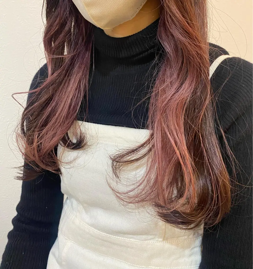 ロング カラー インナーカラー ピンクカラー パープルカラー カット ヘアカラー トリートメント 髪質改善／艶カラー 🫧harunaのヘアスタイル