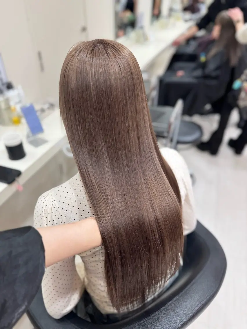 ロング カラー カット ヘアカラー 🤍韓国大人っぽ ベージュMAI🤍のヘアスタイル