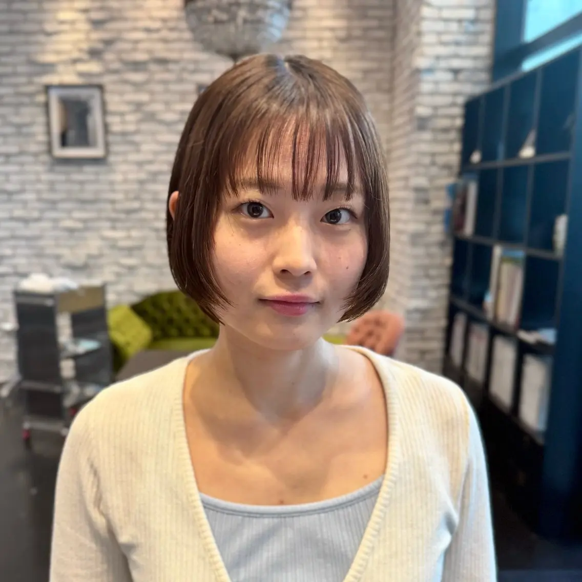 ショート 顔まわりレイヤー 顔周りカット レイヤーカット カット ヘッドスパ MEG ✨のヘアスタイル