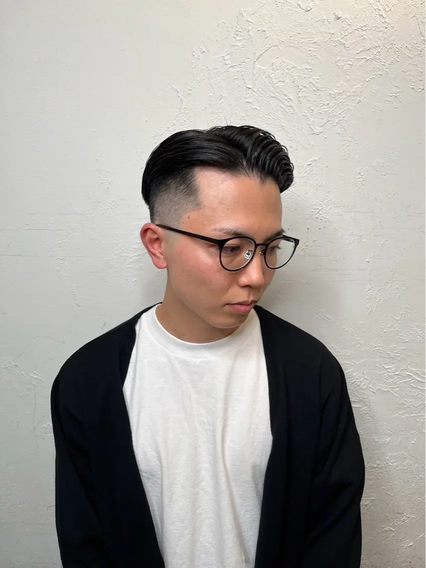 ショート メンズ オールバック センターパート ダウンパーマ フェードカット メンズハイライト カット トリートメント 💈メンズ特化💈 TASUKUのヘアスタイル