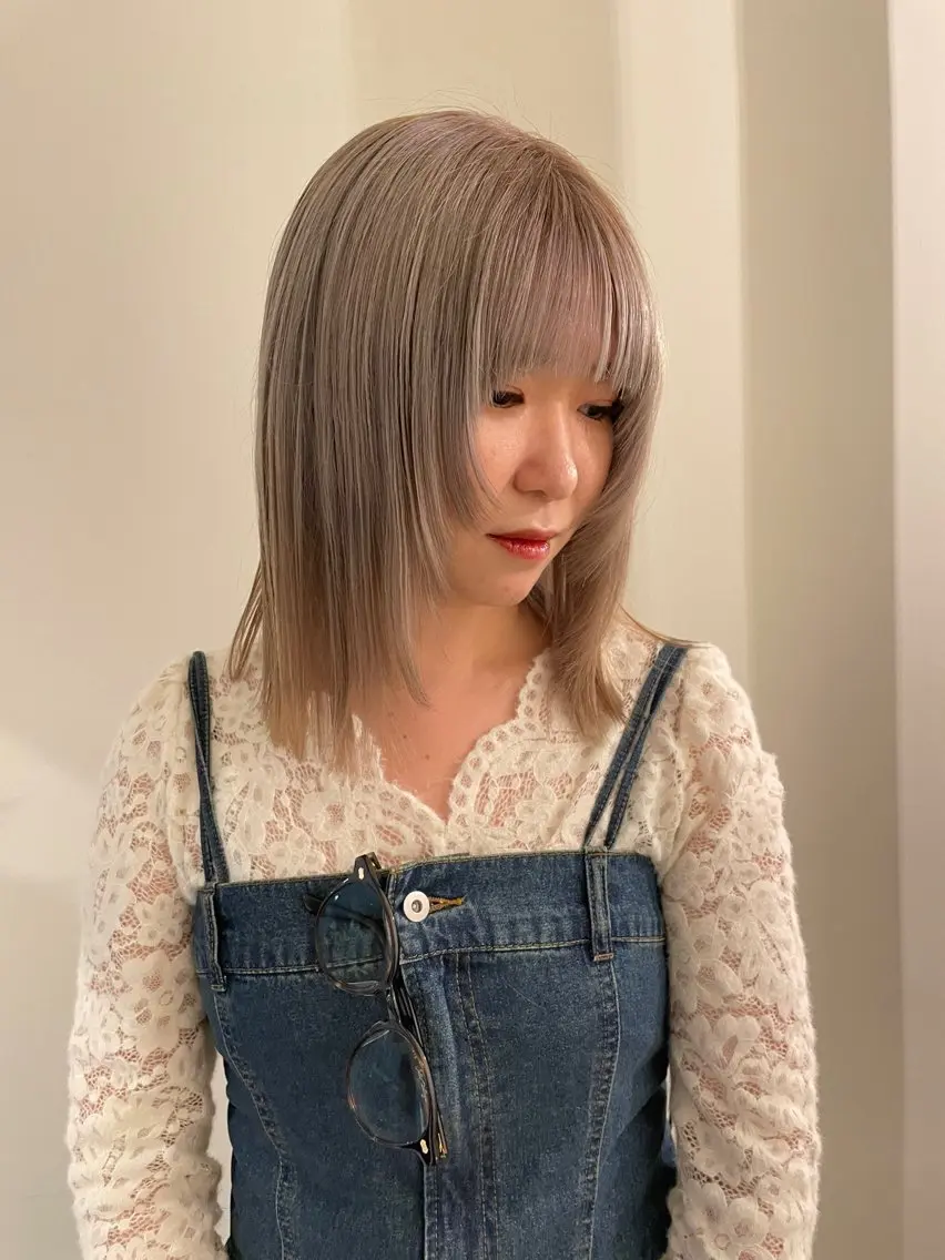 ミディアム カラー ハイトーンカラー ヘアカラー 渋谷 留菜のヘアスタイル