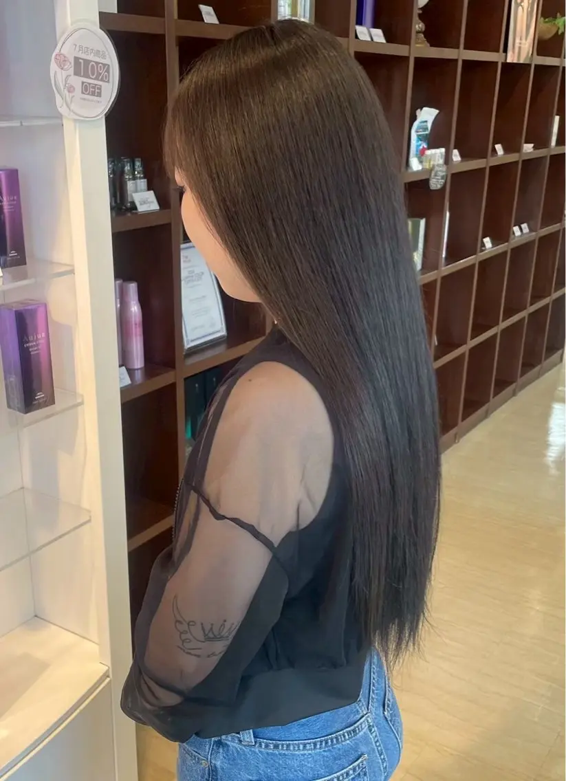 ロング 濱田 妃香のヘアスタイル