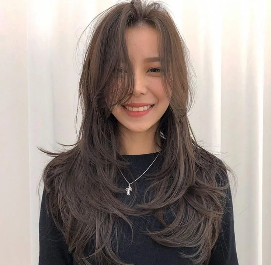 セミロング 吉田一輝 外国人パーマのヘアスタイル