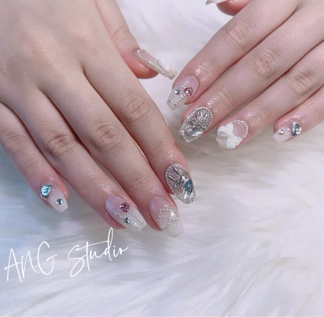 ネイル ハンドネイル ハンドケア ANG Studioのネイルデザイン