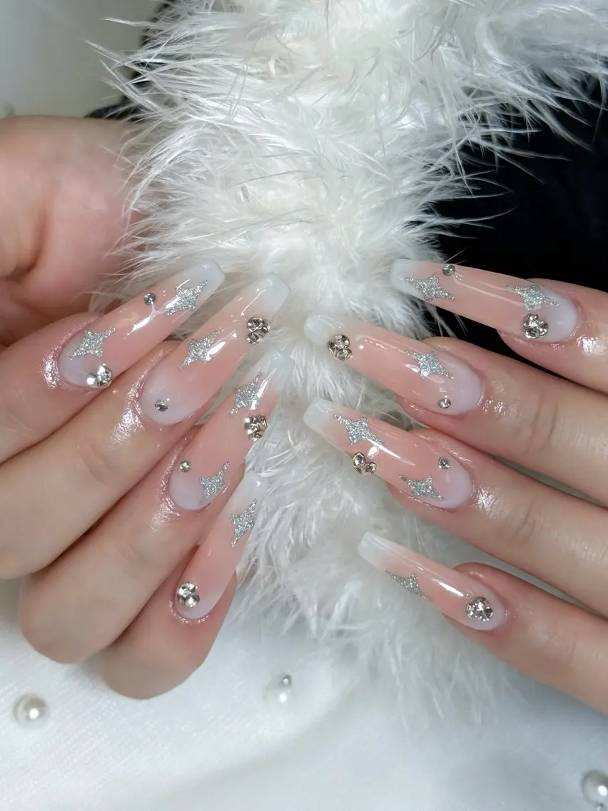 セミロング ハンドネイル Bibi nail Osakaのネイルデザイン