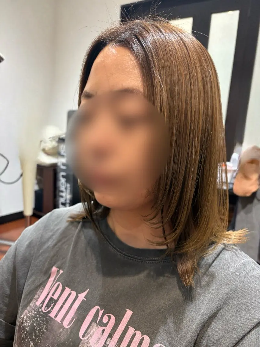 ミディアム 顔まわりレイヤー 顔周りカット レイヤーカット カット ヘアカラー 💜堀 有紀💜のヘアスタイル