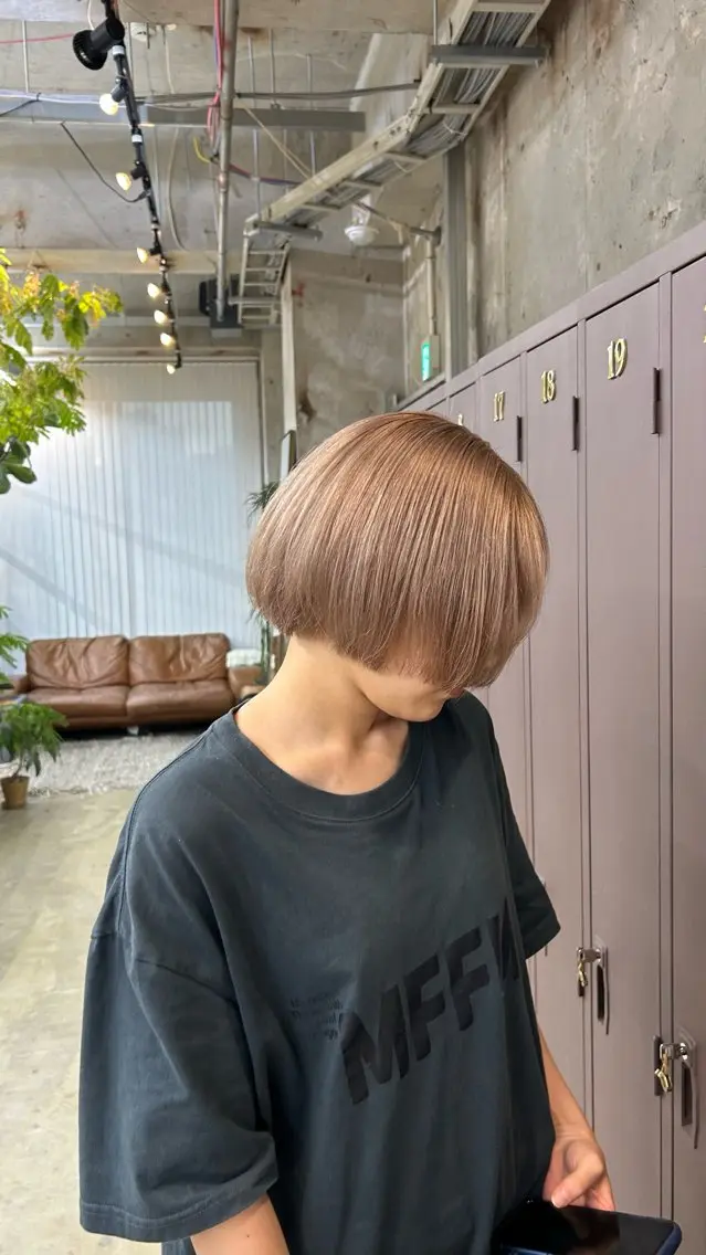 ショート カラー ベージュカラー ブリーチ 透明感カラー ブリーチなしカラー ピンクカラー カット ヘアカラー トリートメント 髪質改善カラー🦋 レイヤー/ナカネのヘアスタイル