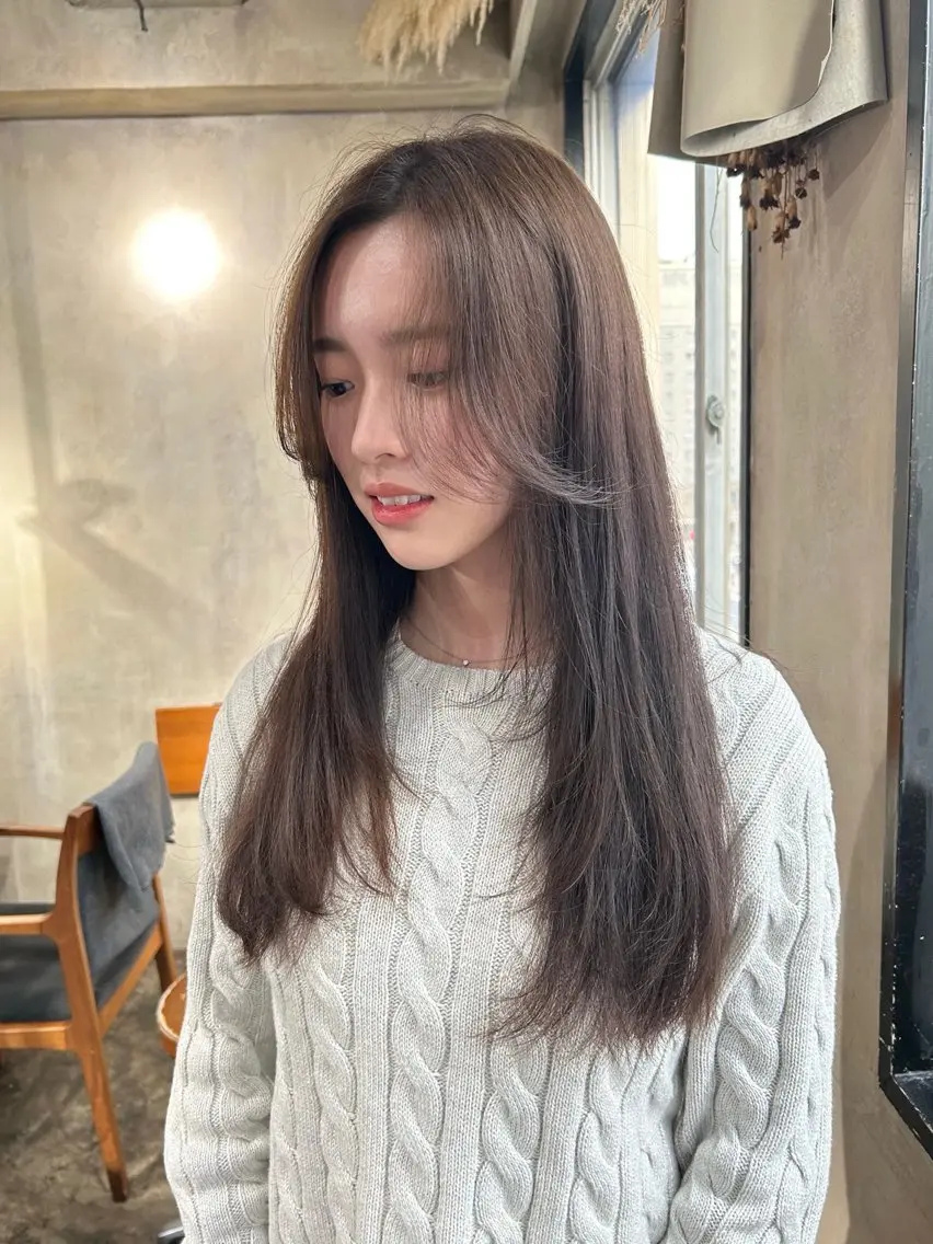 ロング カラー カット ヘアカラー トリートメント moe🎀 透明感♡似合わせのヘアスタイル