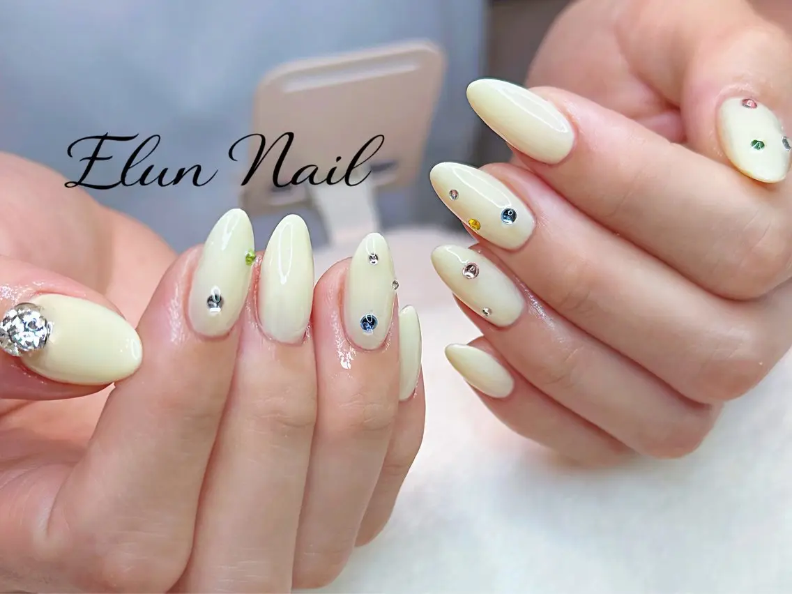 ネイル アートネイル オーロラネイル チークネイル 長さ出し フットネイル ElunNail エランネイル池袋のネイルデザイン