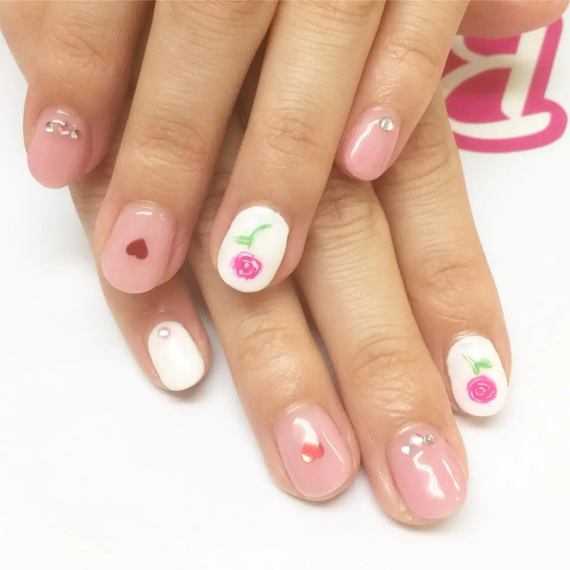ネイル ネイリスト CHIAKIのネイルデザイン