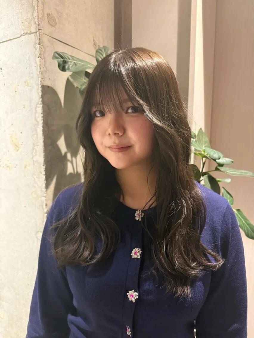 ロング カラー パーマ ヘアアレンジ グレージュ オリーブグレージュ オリーブグレー 表参道/ボブカット 岩倉稜真のヘアスタイル