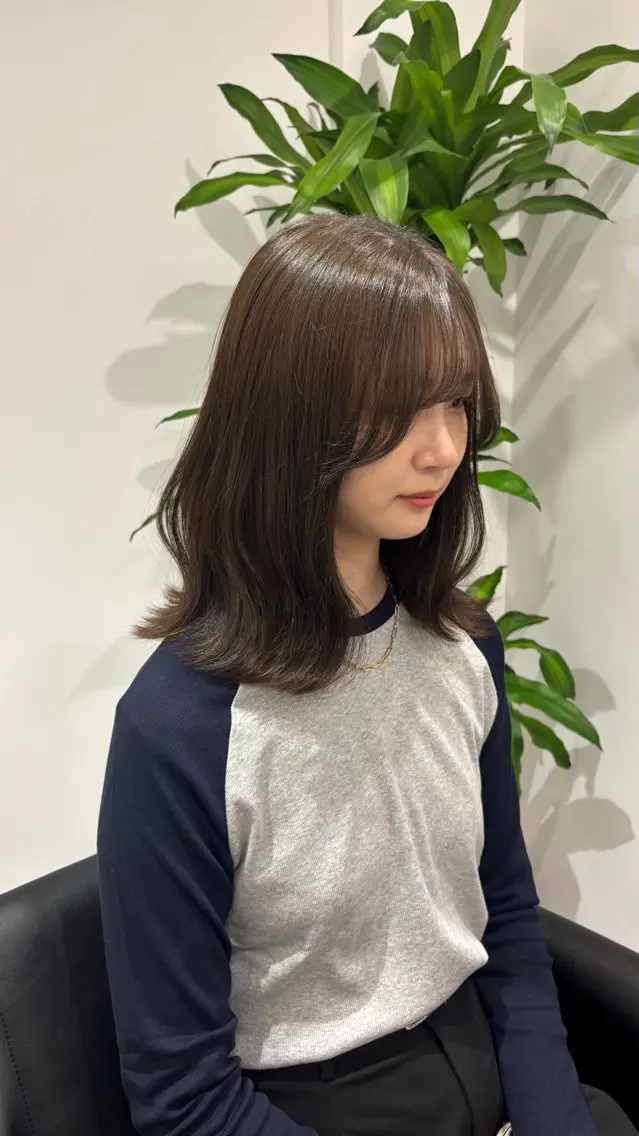 セミロング カラー アッシュ アッシュグレー アッシュグレージュ ベージュカラー ブリーチ 🎀韓国ヘア× 透明感カラー🎀正源のヘアスタイル