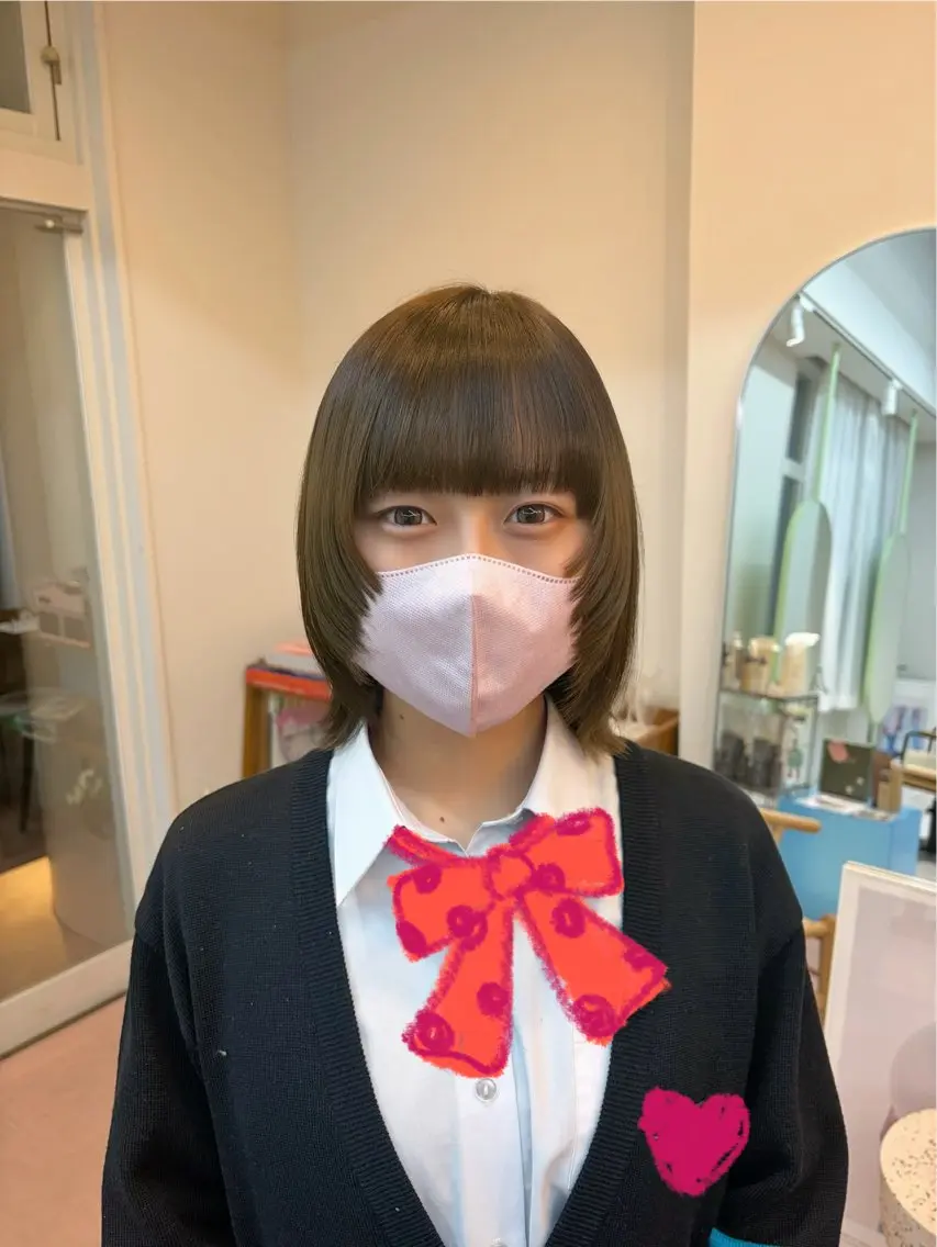 ショート ボブ 顔まわりレイヤー 顔周りカット レイヤーカット mite hikariのヘアスタイル