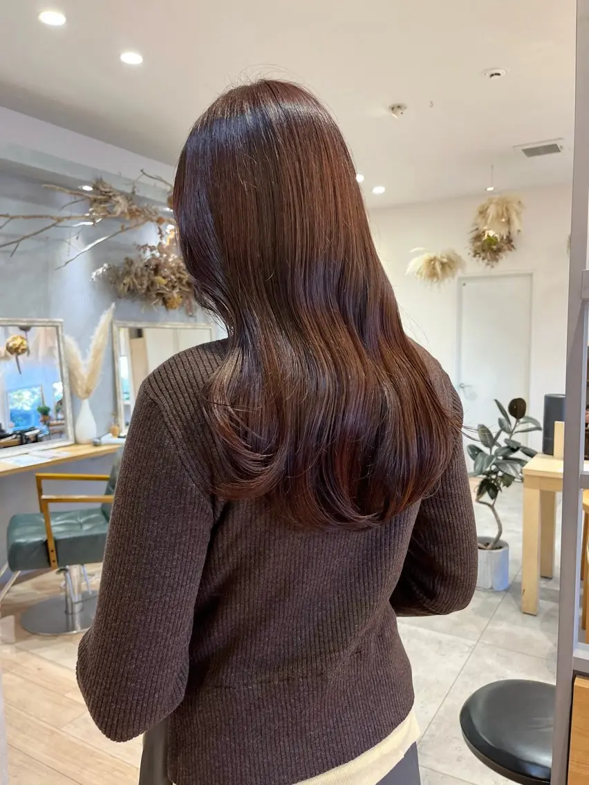 セミロング カラー 透明感カラー イルミナカラー 吉原 由菜のヘアスタイル