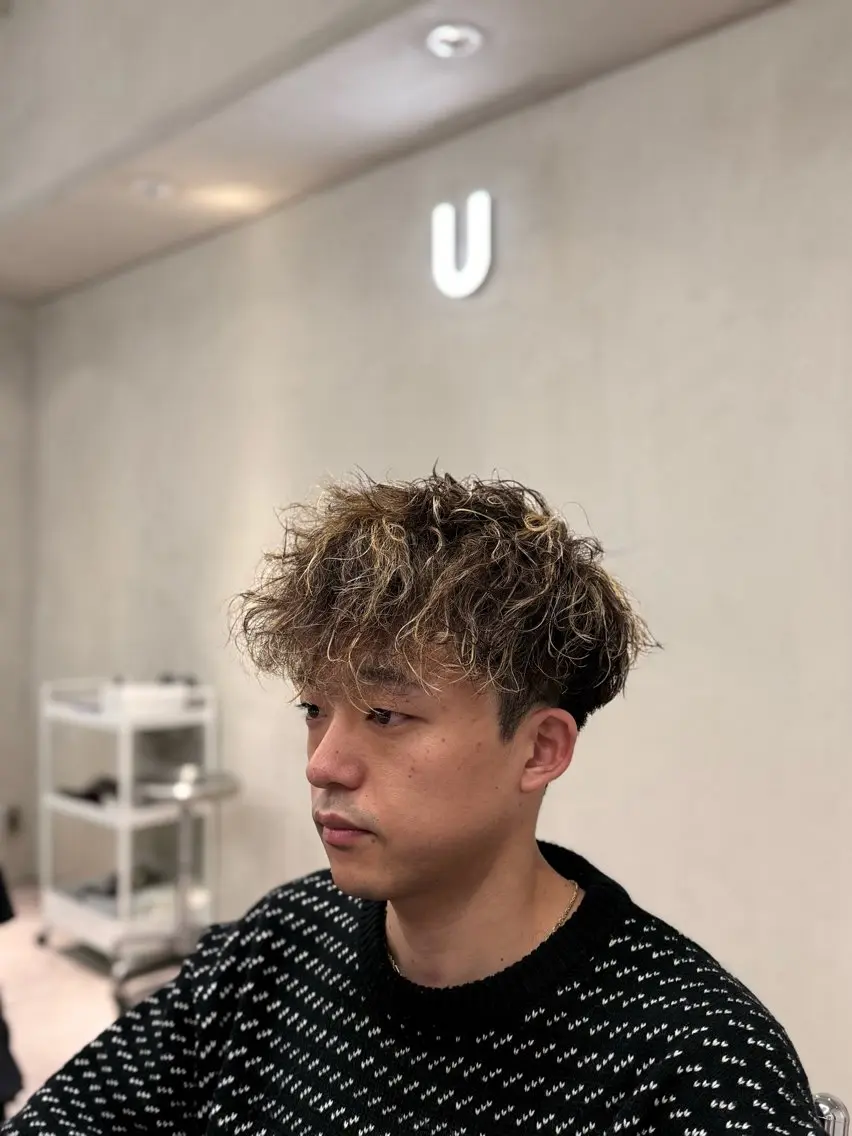 ショート カラー パーマ メンズ メンズブリーチ メンズハイライト メンズメッシュ メンズパーマ ブリーチ カット パーマ トリートメント メンズ特化/パーマ/ フェード/渋谷/千尋のヘアスタイル