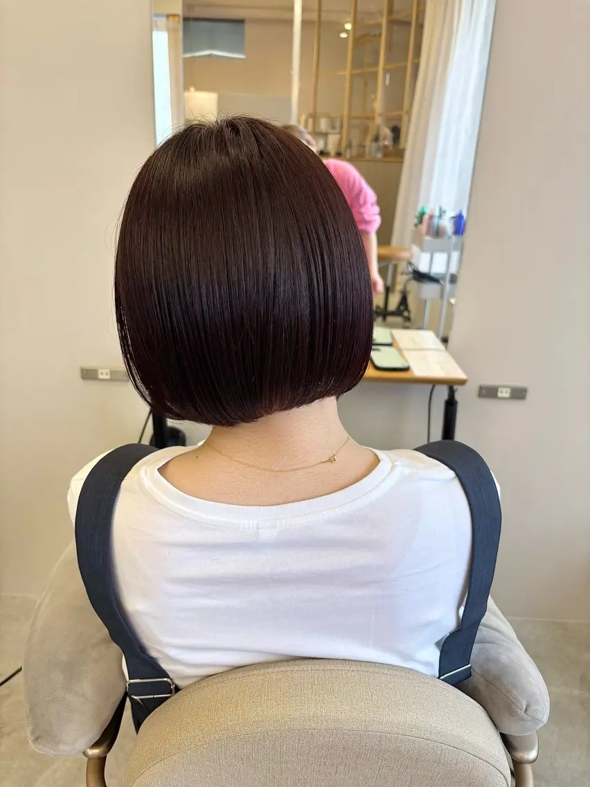 ショート カラー ヘアカラー chihale 富樫莉香のヘアスタイル