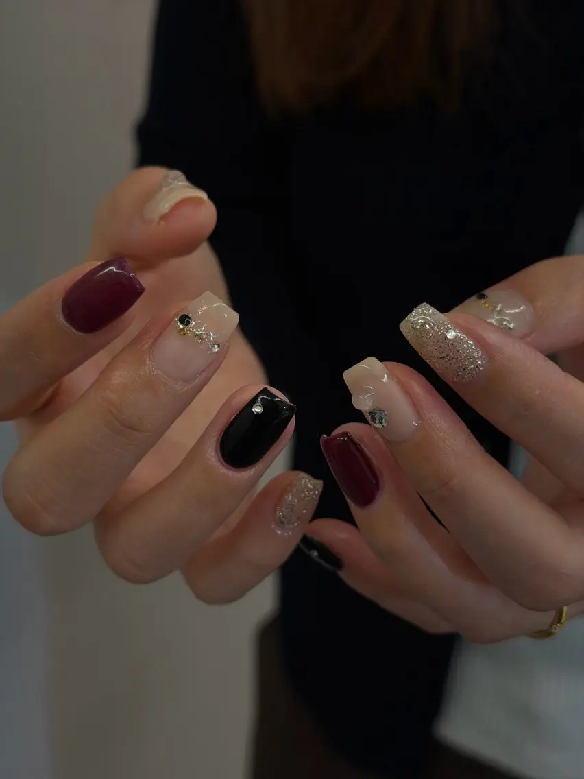 ネイル ジェルネイル キラキラネイル レース マグネットネイル ニュアンスネイル ハンドネイル ハンドケア Bana_ Nailのネイルデザイン