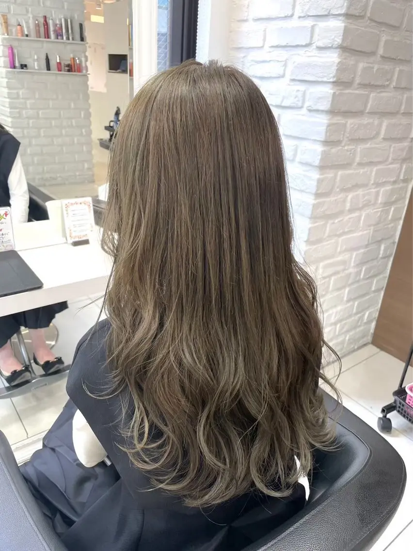 ロング ヘアカラー 【縮毛＆メンズ特化】 CoCo🦋のヘアスタイル