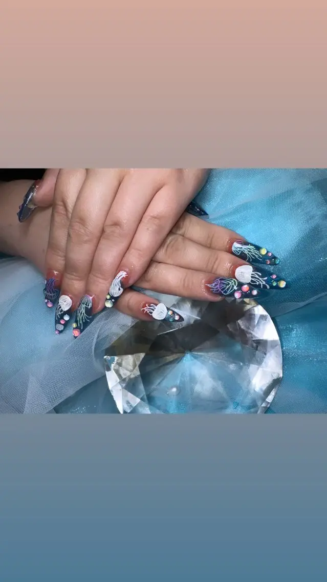 ミディアム ハンドネイル YOKOSUKA NAILS💅✨のネイルデザイン
