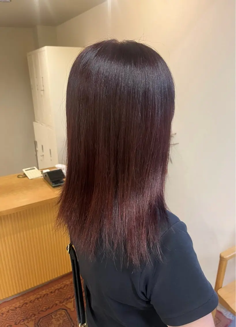 カラー 新美 あかねのヘアスタイル