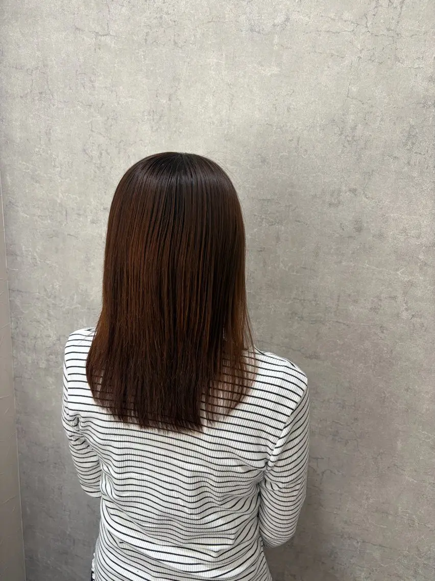 ミディアム カット 縮毛矯正 トリートメント 艶髪/透明感カラー 下山 萌華のヘアスタイル