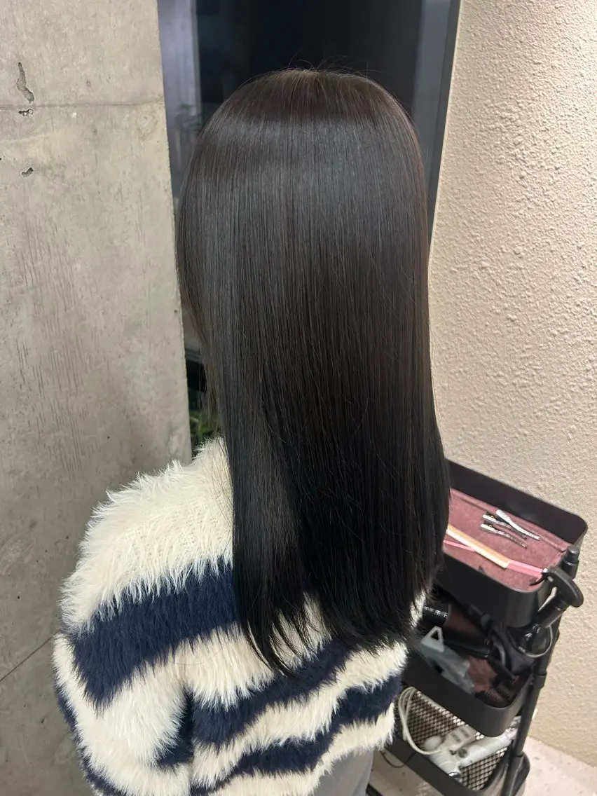 セミロング カラー 透明感カラー ヘアカラー トリートメント 古賀 袈愁のヘアスタイル