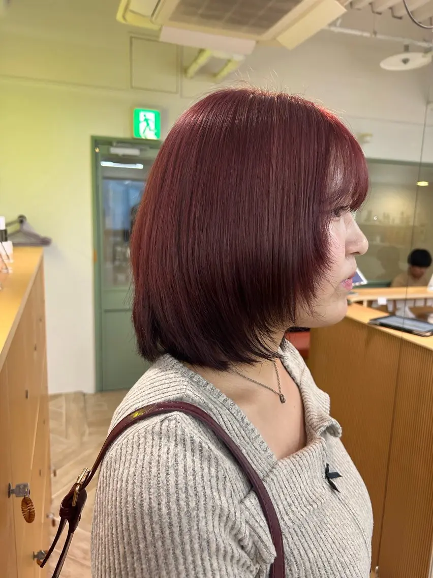 ミディアム カラー ヘアカラー トリートメント ベージュ/ダブルカラ ー/新潟駅/青柳萌果のヘアスタイル
