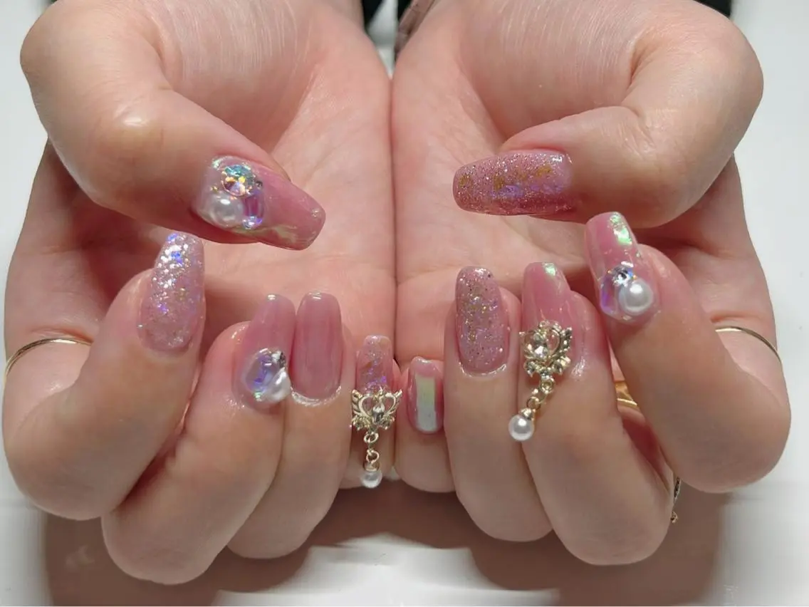 ネイル 持ち込み ハンドネイル IRAS..nail ＥＲＩＫＡのネイルデザイン