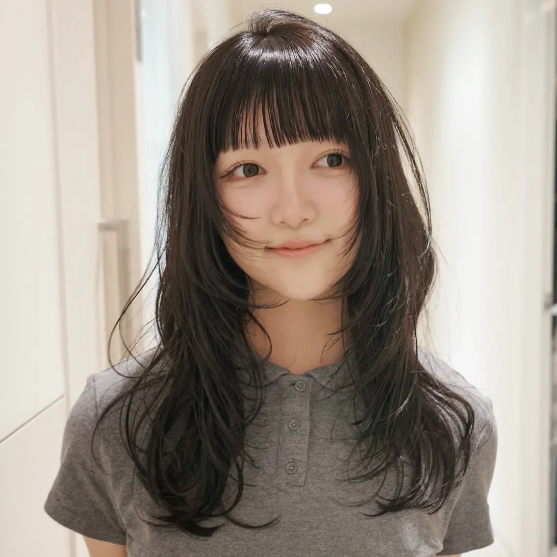 セミロング カラー 透明感カラー 髪質改善 レイヤーカット 小顔カット トリートメント カット ヘアカラー 宮内大輔 /レイヤー/艶カラーのヘアスタイル