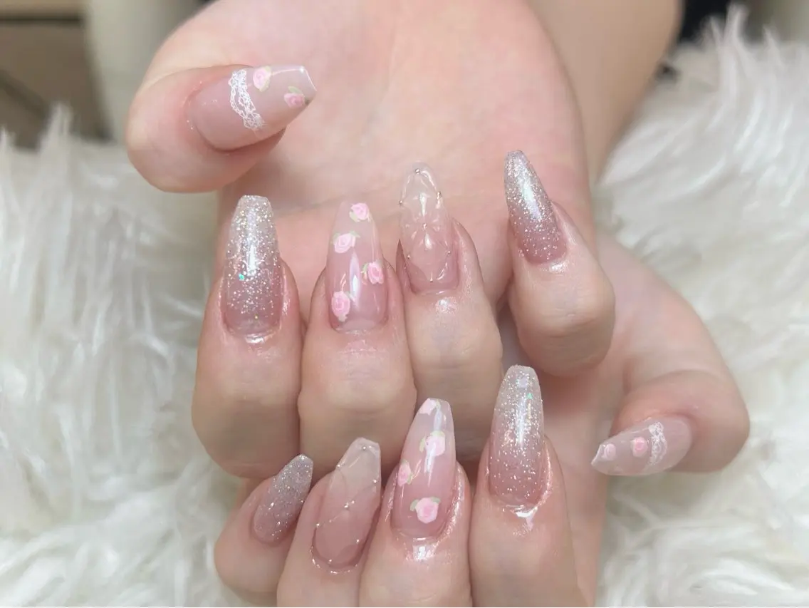 ネイル チークネイル 長さ出し フラッシュネイル ハート キラキラネイル ハンドネイル Kei Nailのネイルデザイン