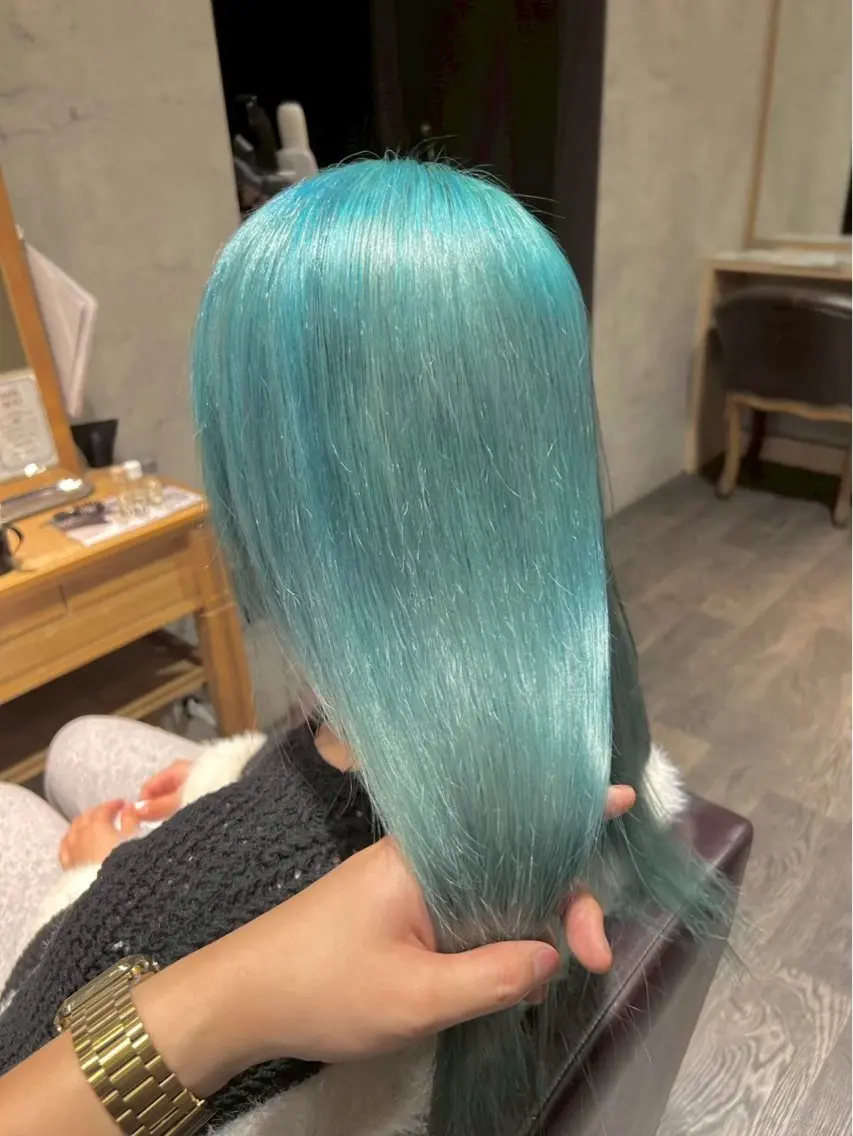 ヘアカラー ブリーチ/カラー🎨 ゆーなのヘアスタイル