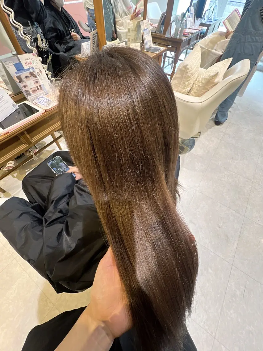 ロング カラー ブラウンカラー 橋本 天愛のヘアスタイル