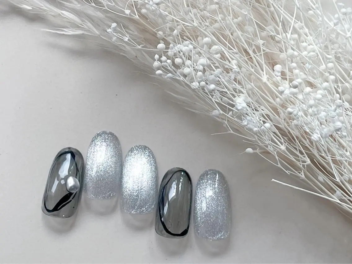 ネイル オーロラネイル フラワーネイル フットネイル フレンチネイル ジェルネイル ハンドネイル mogunail &blowのネイルデザイン