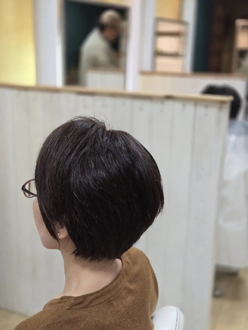 ショート くせ毛 ショートヘア 田中 牧子のヘアスタイル