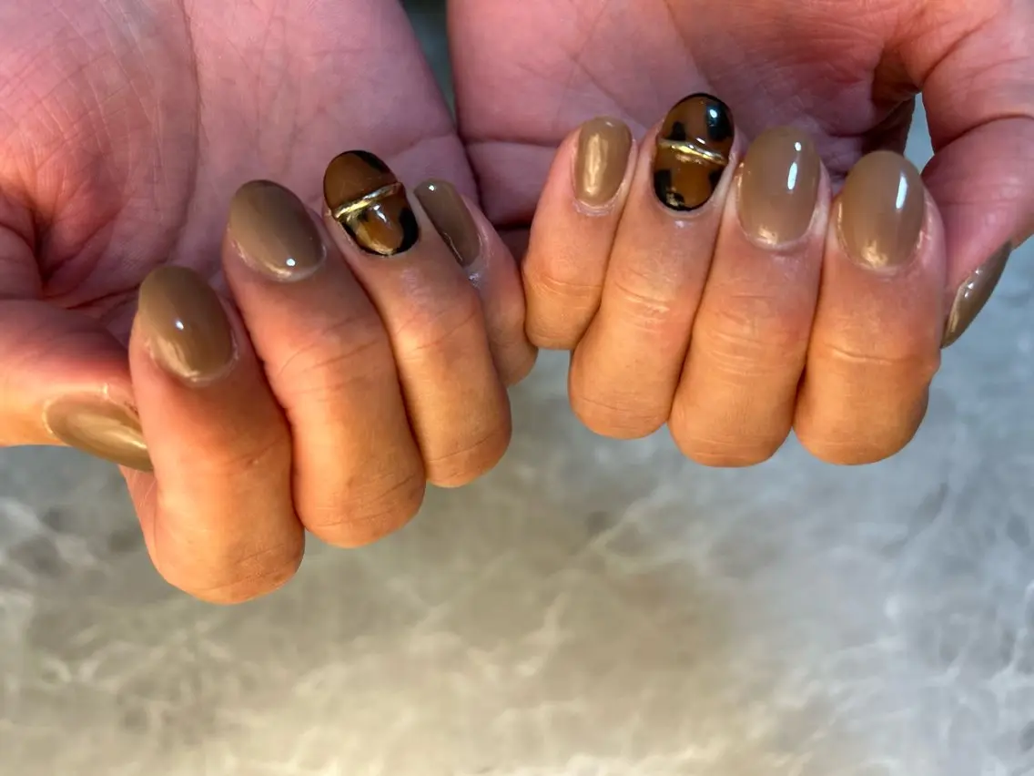ネイル ハンドネイル フットネイル ✴︎ Delightのネイルデザイン