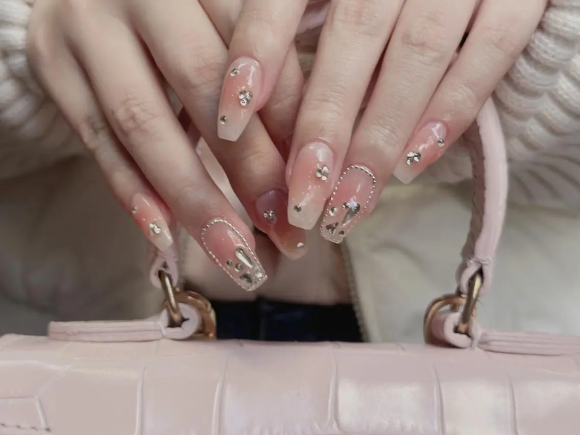 ネイル ハンドネイル 🎀 NaNa_nailのネイルデザイン