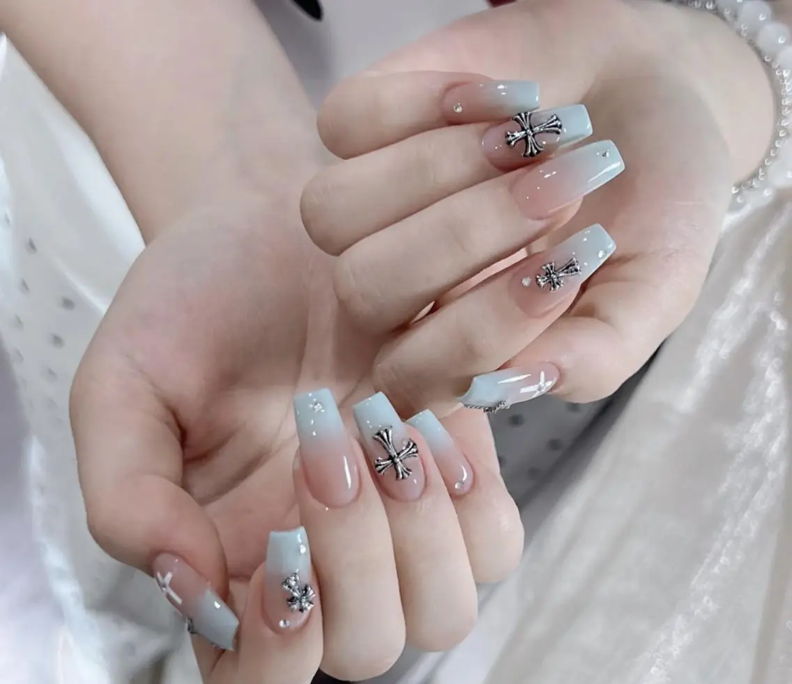ネイル ハンドネイル Pure&Rich Nailのネイルデザイン