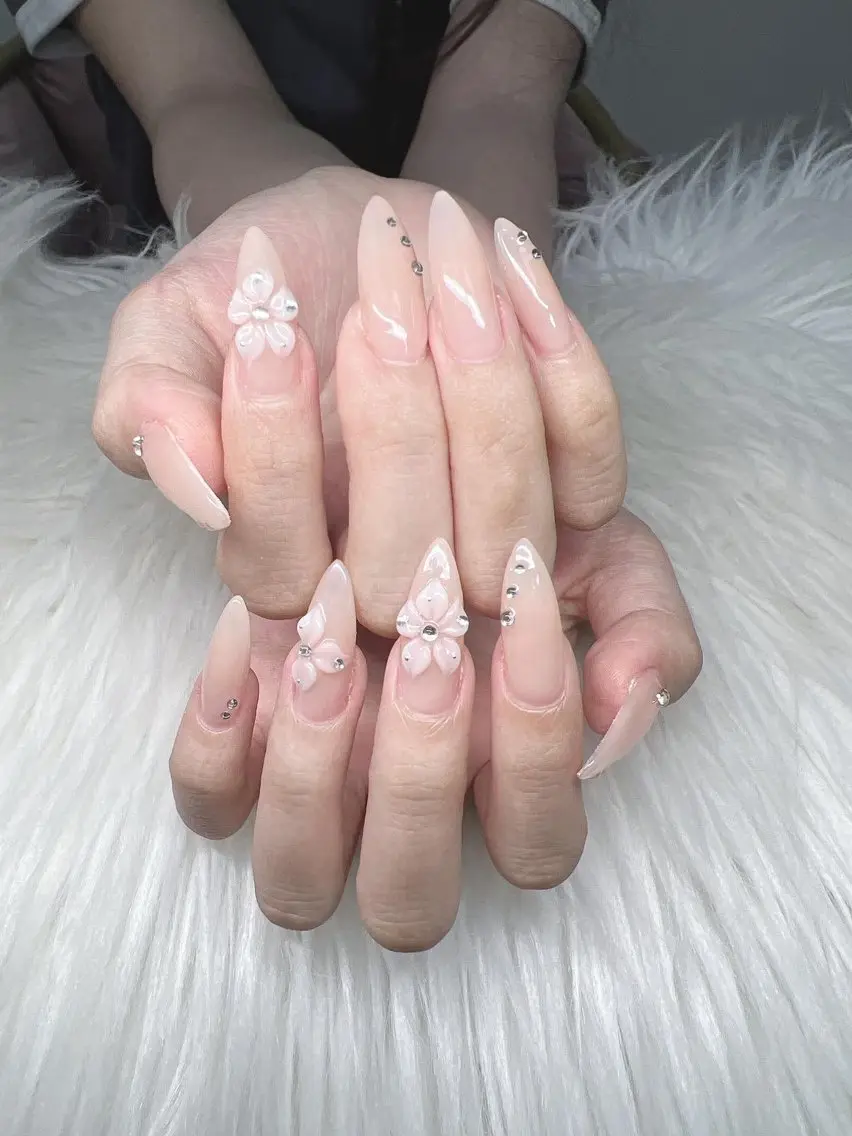 ネイル 長さ出し グラデーション 卒業式 キラキラネイル マグネットネイル ハンドネイル Lee Nailsのネイルデザイン