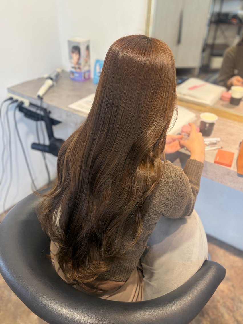ロング ヘアカラー 佐野 叶羽のヘアスタイル