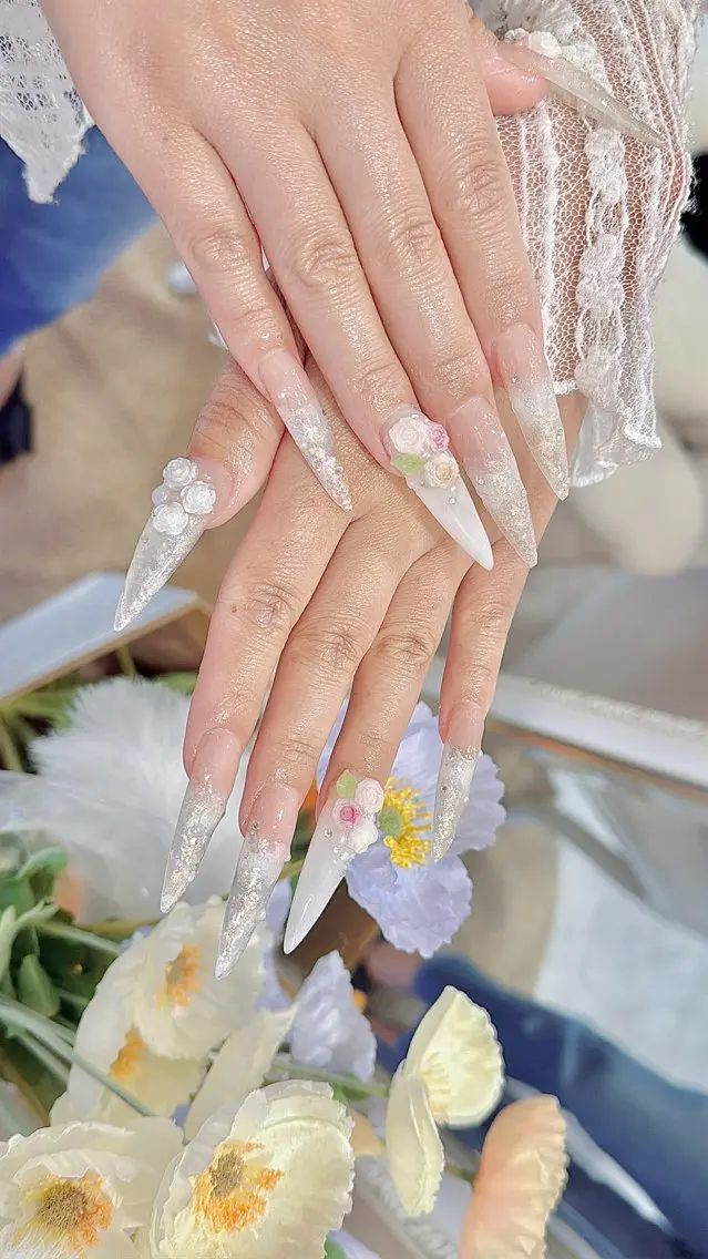 ネイル ハンドネイル ハンドケア NANA NAILのネイルデザイン