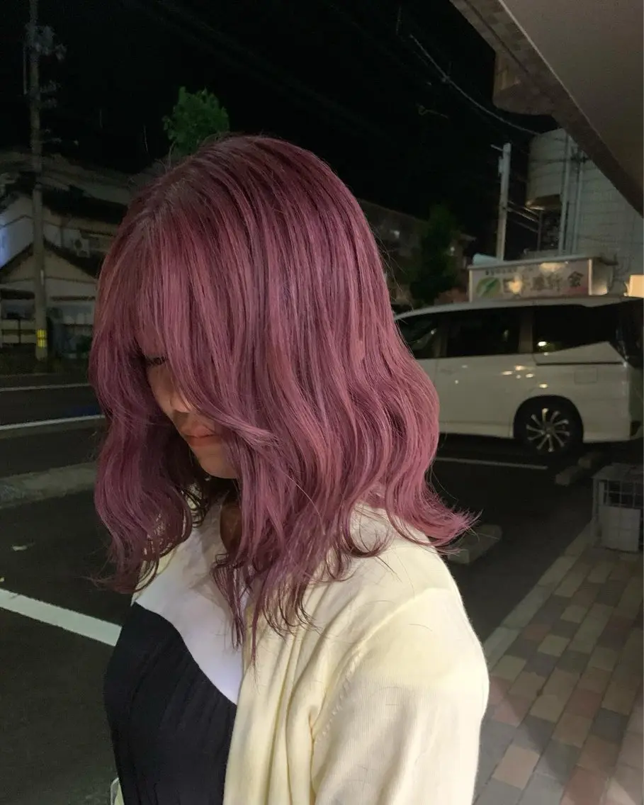 ミディアム パープルカラー 似合わせカット 森 隆人のヘアスタイル