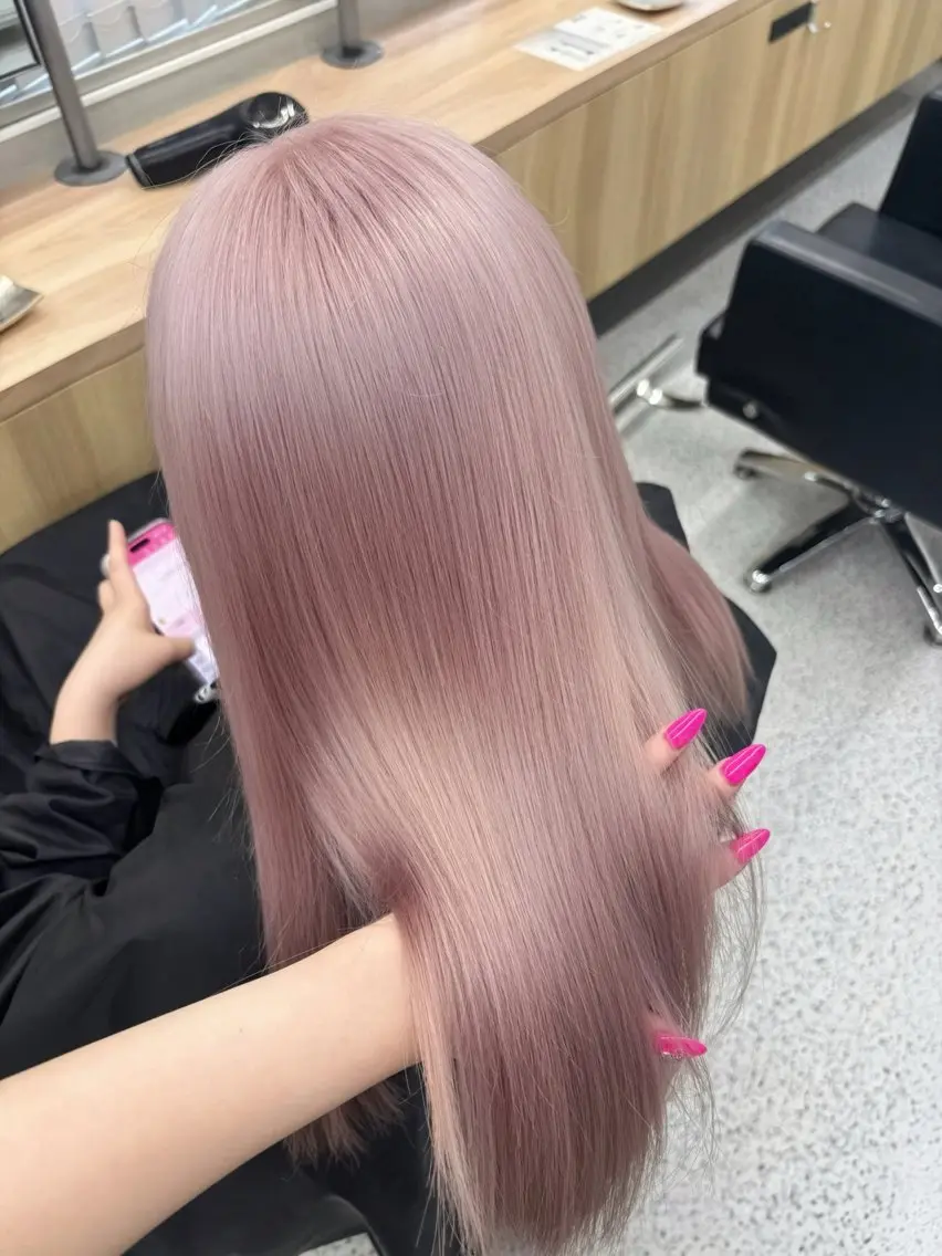 ロング ヘアカラー PELE  原宿 airiのヘアスタイル